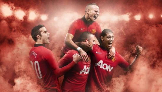 在他效力的 在他效力的