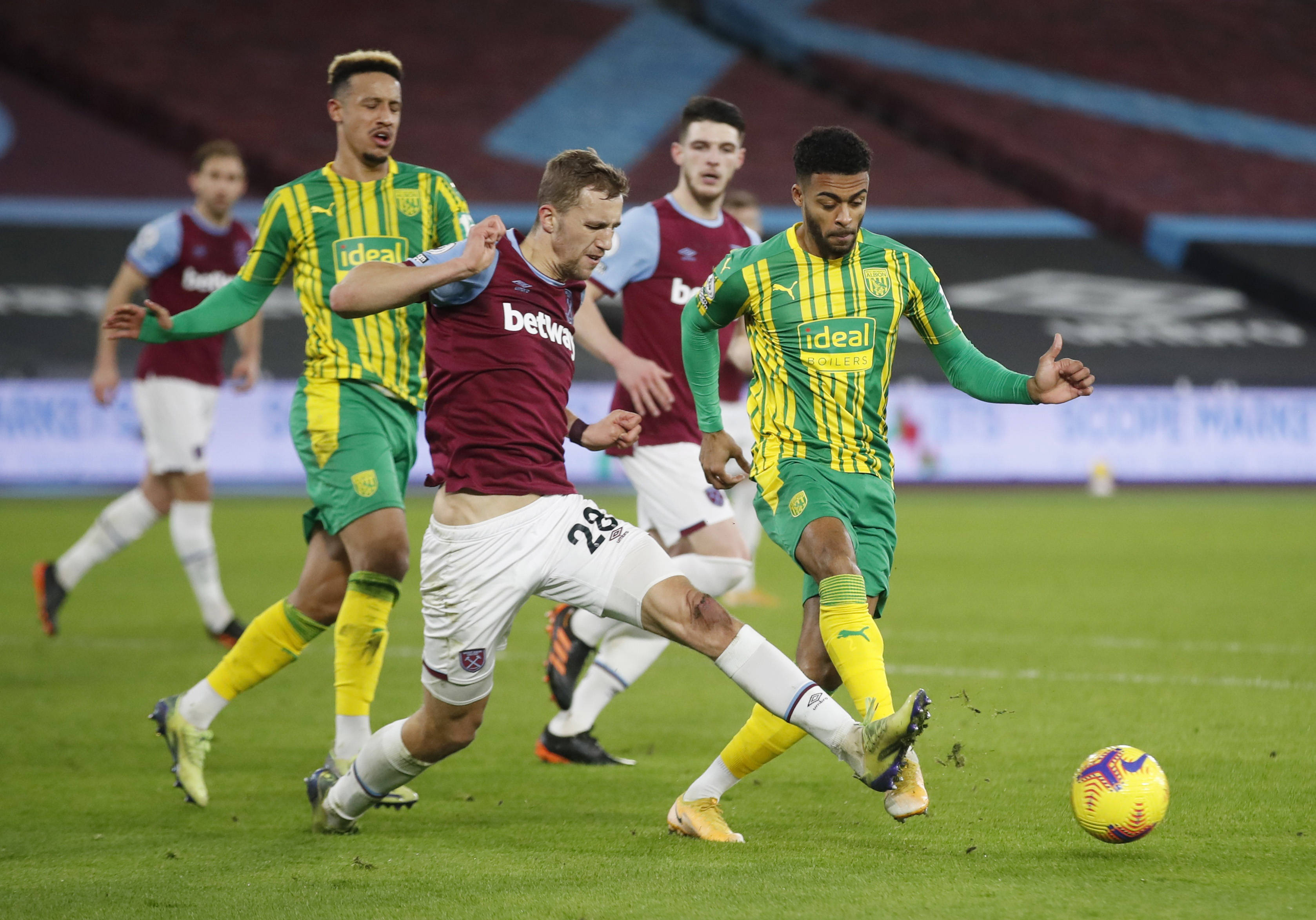 队的表现堪 队的表现堪